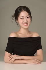 김다희